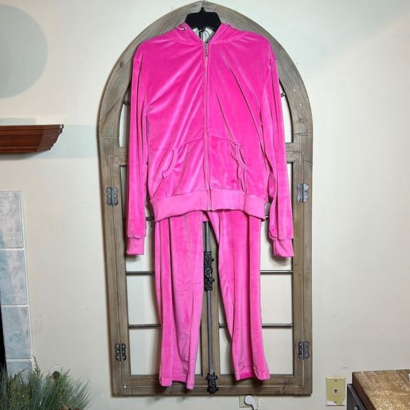 Pants & Jumpsuits Hot Pinkjogging Suit Size Xl New With Tag Poshmark